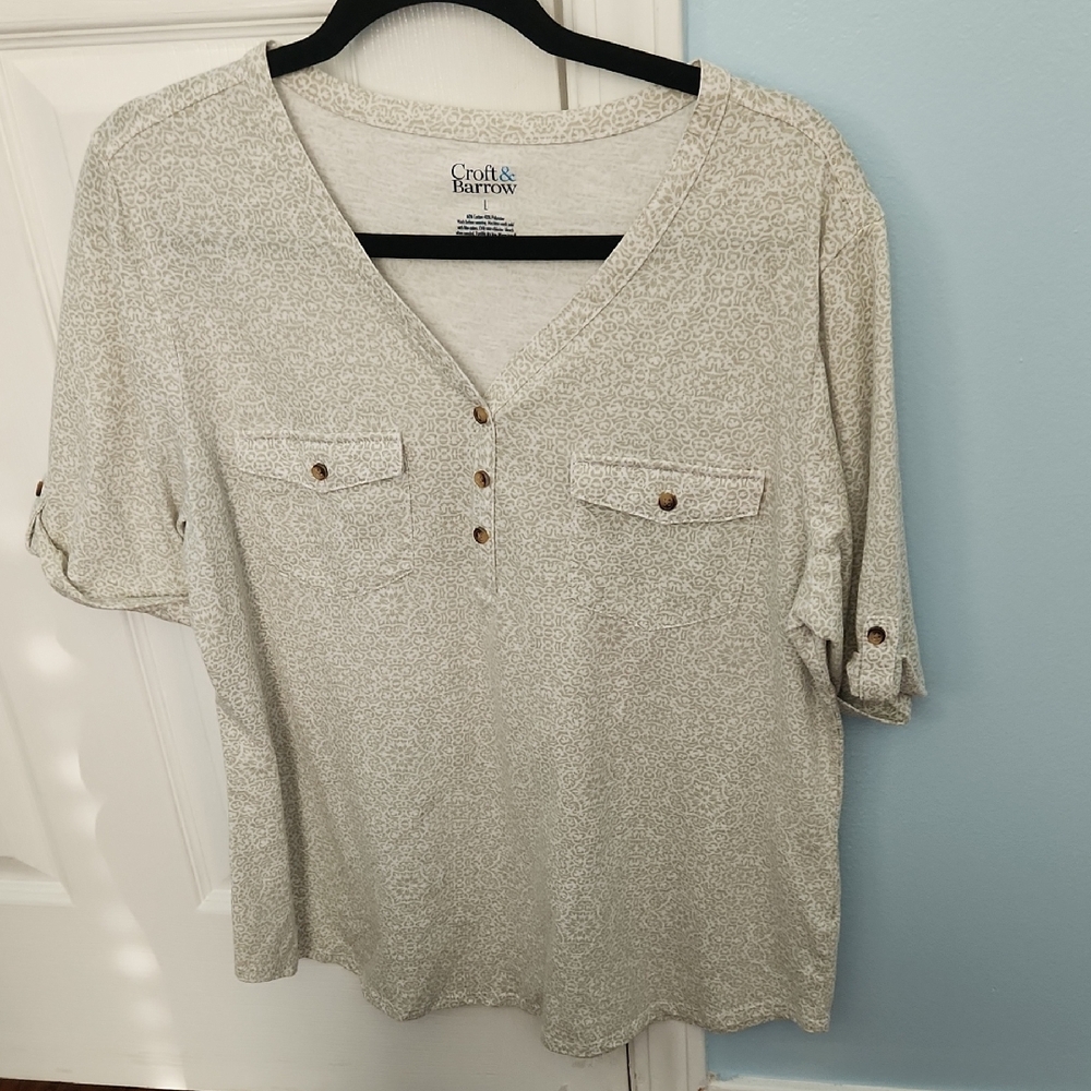 Croft & Barrow Cream Cuffed Sleeve Blouse